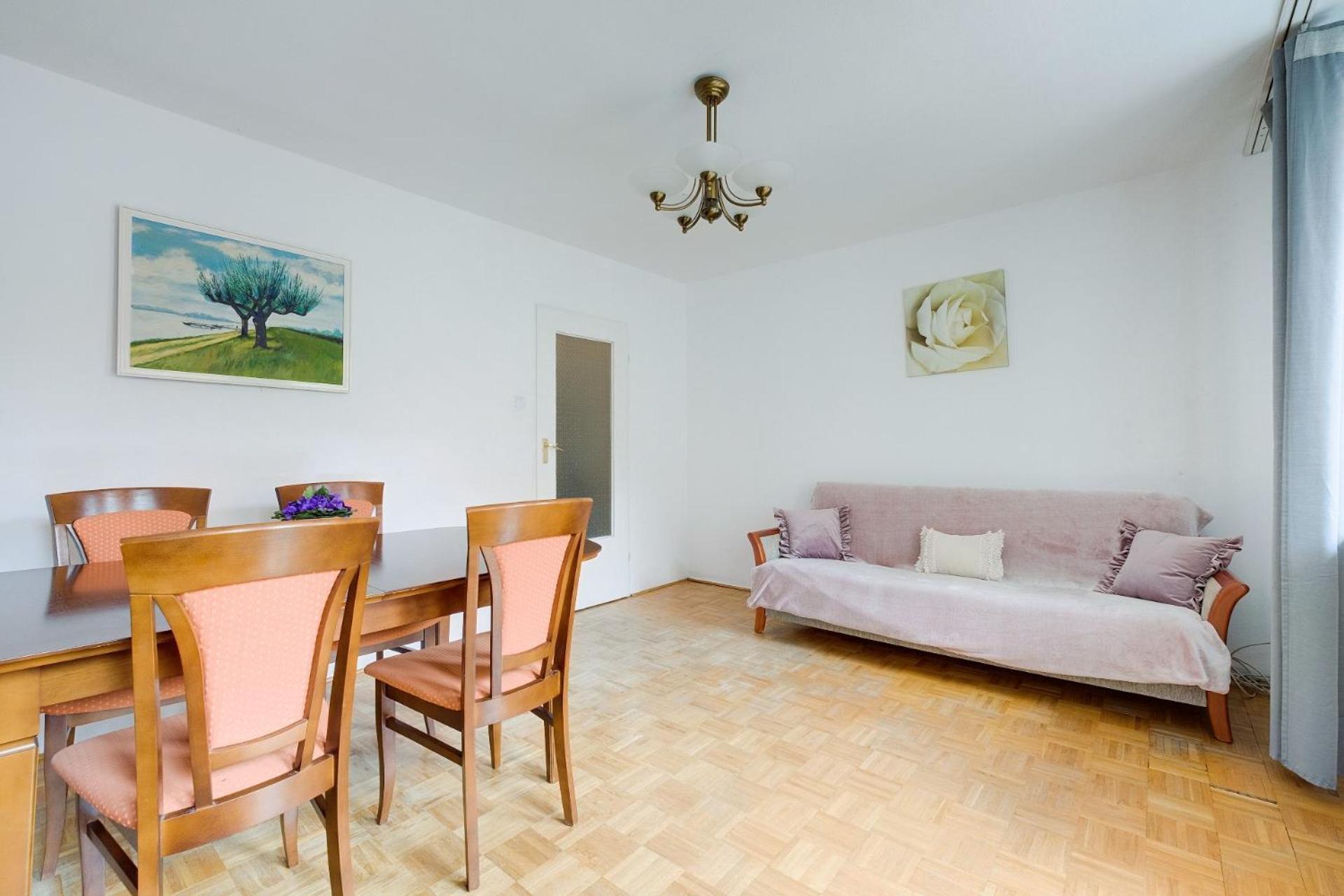 Spacious Apartment In Green Location وارسو المظهر الخارجي الصورة