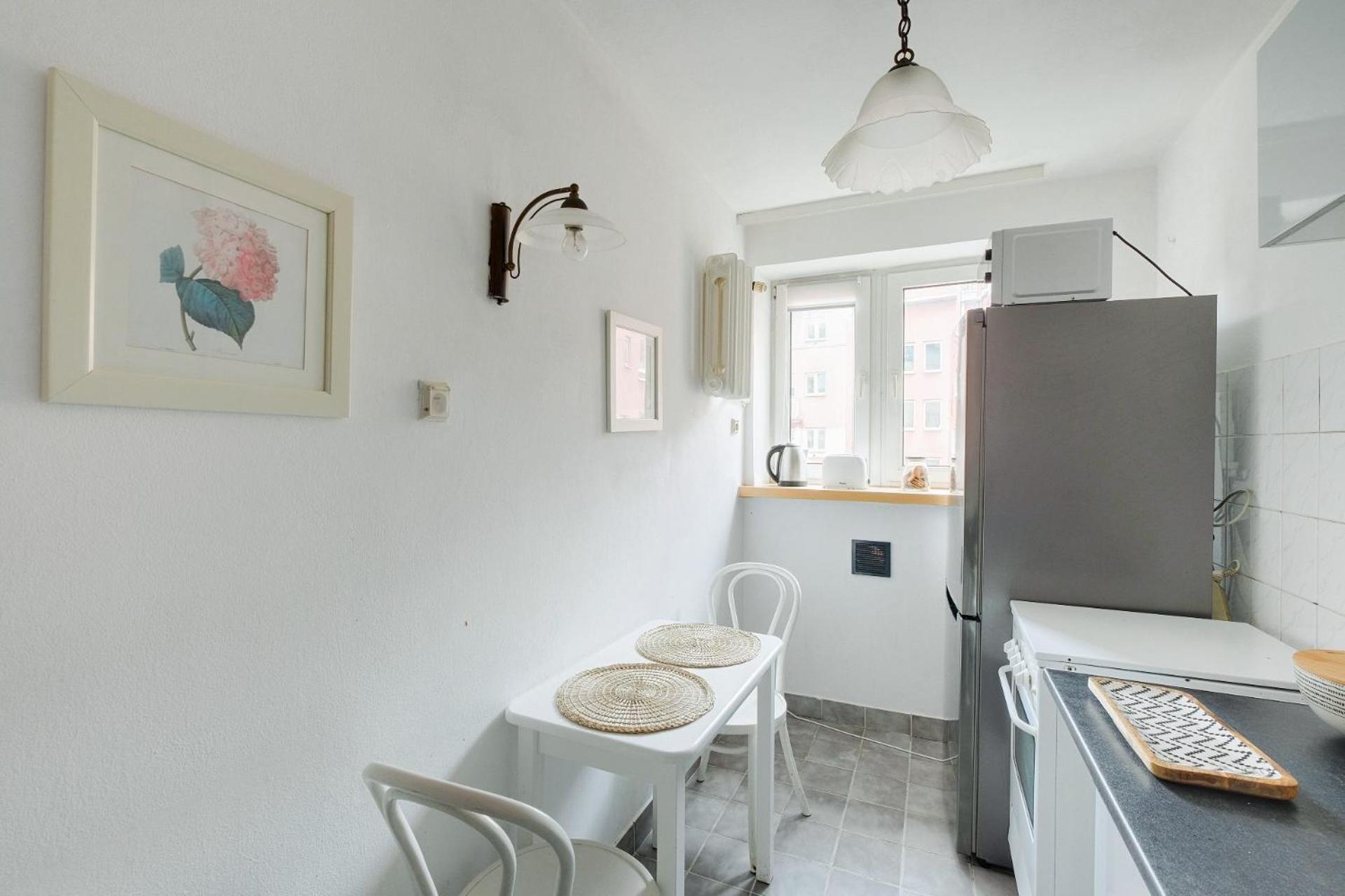 Spacious Apartment In Green Location وارسو المظهر الخارجي الصورة