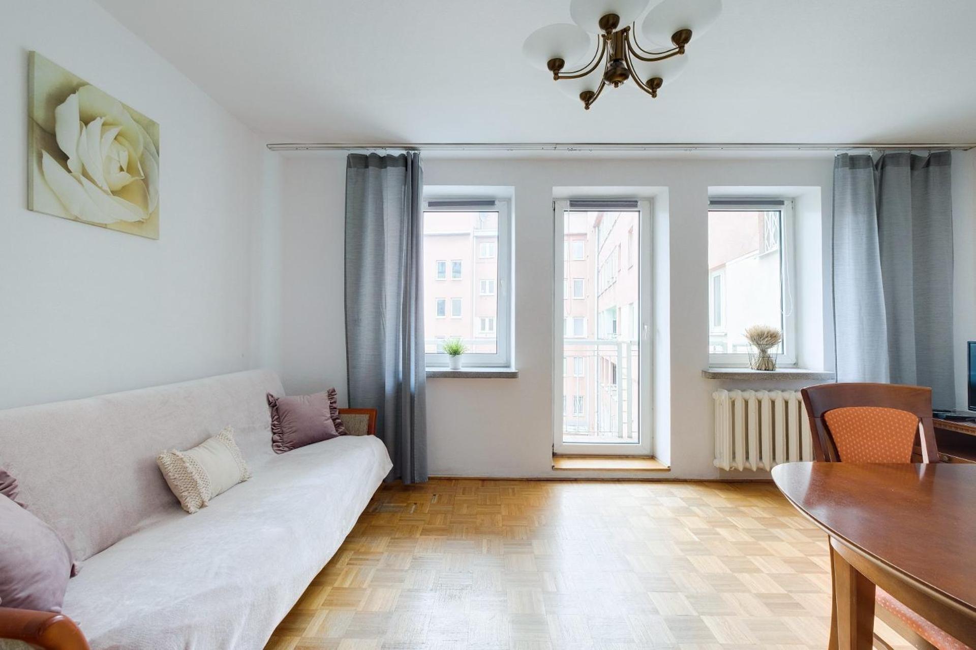 Spacious Apartment In Green Location وارسو المظهر الخارجي الصورة