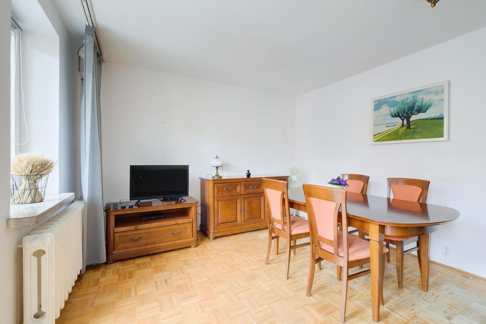 Spacious Apartment In Green Location وارسو المظهر الخارجي الصورة